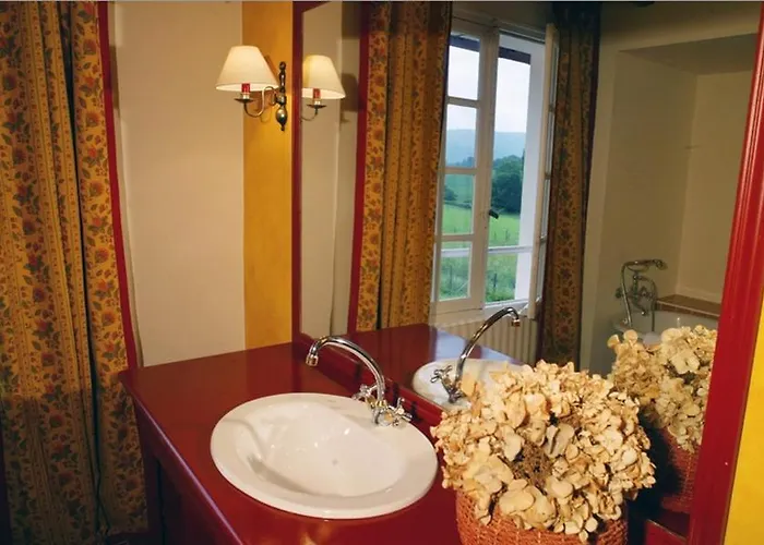 D'hotes Oyhanartia 3*